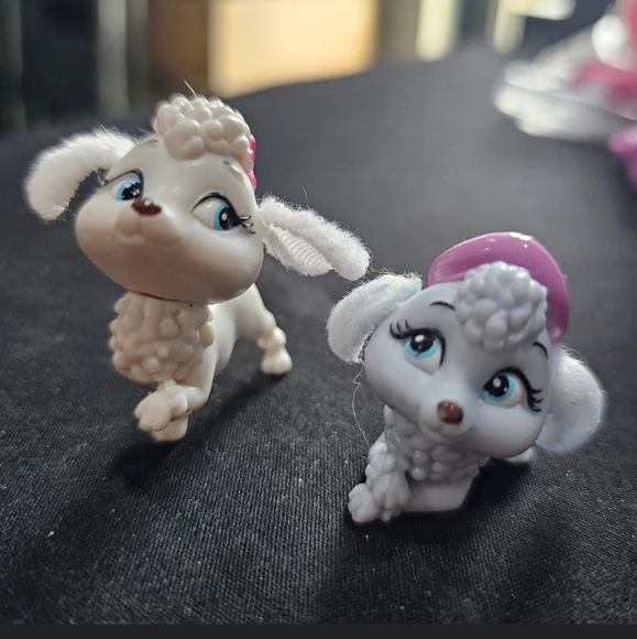 Barbie's French Poodles 🐩 Set of 2 - Picture 1 of 4